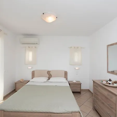 Sunset 7.59 * Mykonos Town