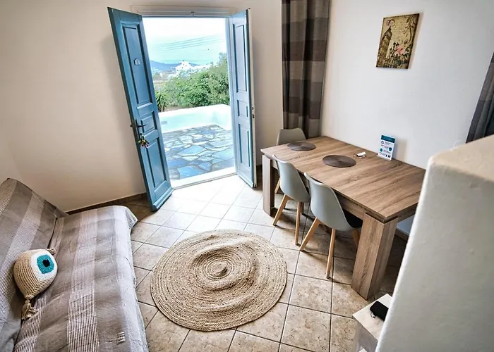 Sunset 7.59 * Mykonos Town